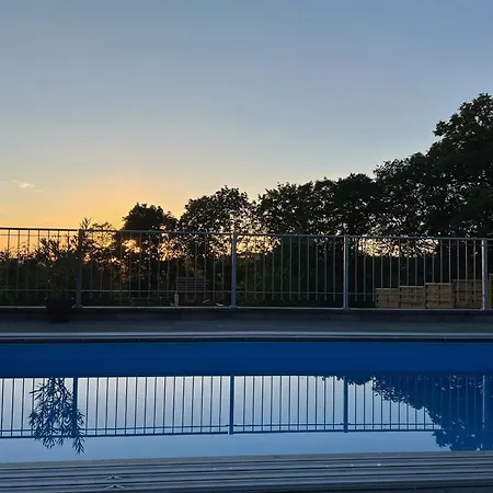 Eisfelder Blick 펜션